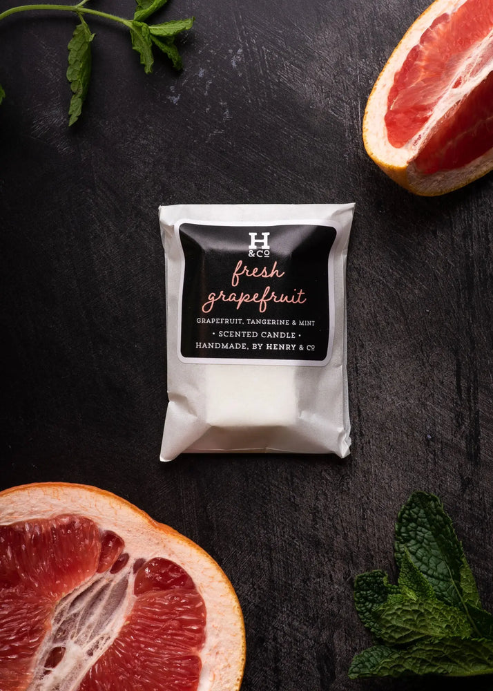 
            
                Load image into Gallery viewer, Fresh Grapefruit Wax Melts Henry and Co fragrance
            
        