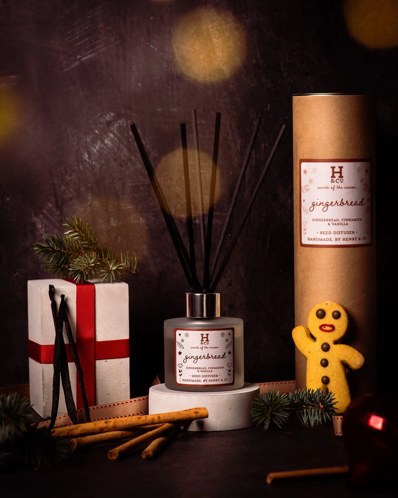 
            
                Load image into Gallery viewer, Gingerbread Reed Diffuser Henry and Co fragrance
            
        