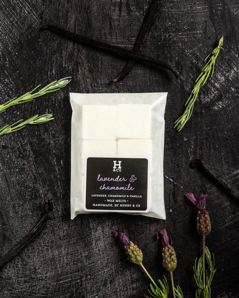 
            
                Load image into Gallery viewer, Lavender &amp;amp; Chamomile Wax Melts Henry and Co fragrance
            
        